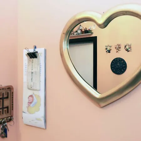 Guest house Room, 200m Subway, Navigli Area, Free Park, 10min Center, No Fee, Shared Bath And Kitchen *
